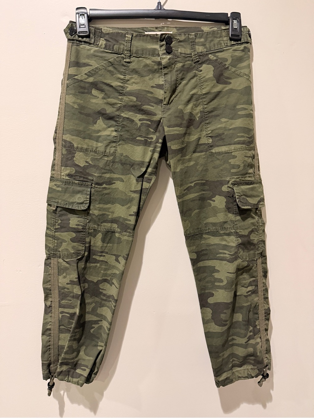 Camo Capri Pants Cargo Joggers Streetwear 90s Grunge Girl Utility Tomboy Masc